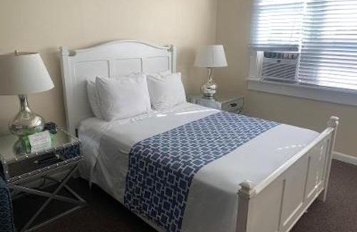 Ocean Beach Hotel | Clegg's Hotel
