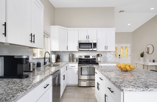 Chandler House | Clementine Haus - Gorgeous Chandler Getaway!