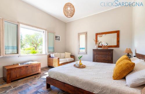 Alghero Villa | ClickSardegna Villa dei Limoni with pool close to the beach
