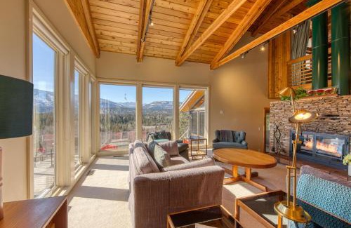 East Kootenay House | CLIFF CABIN Family Friendly|Hot Tub|Spectacular Views