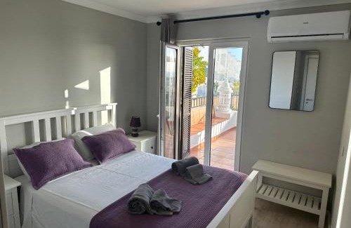 Patio Apartment | Cliff Enchantment - Pool and Sea View in Albufeira