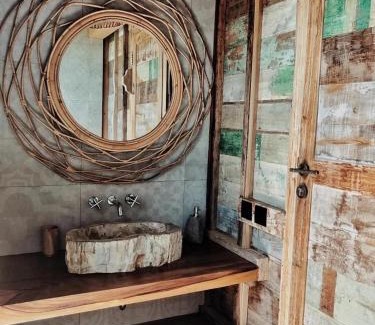 Suraberata House | Cliff House Balian