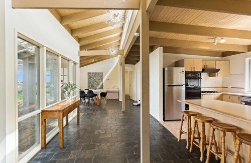 Powlett River House | Clifftop Cocoon Swing into Scenic Sea Views