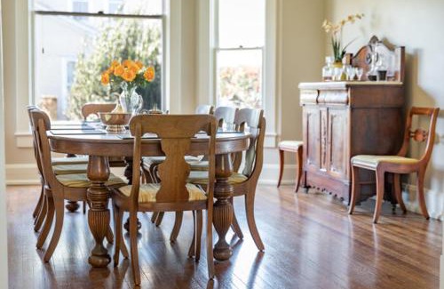 Natchez House | Clifton House - Big River North - Queen Suite, Mississippi River Views