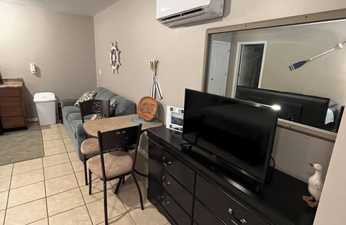 Jamestown Cottage | Clifty Creek Inn—Unit B