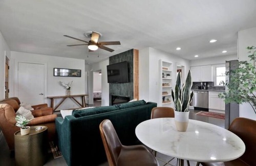 Clintonville House | Clintonville Cottage- Close to OSU & Downtown