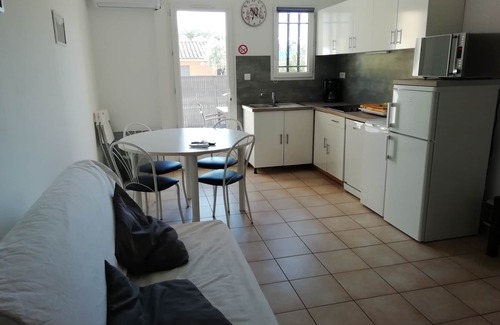 Monteux Condo | Clos des Plumbagos, between Avignon and the Ventoux