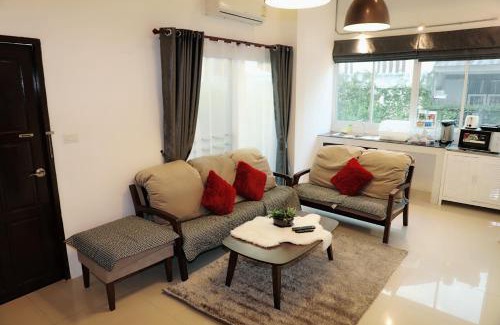 Hang Dong District Villa | close Maya nimman 5bedroom villa