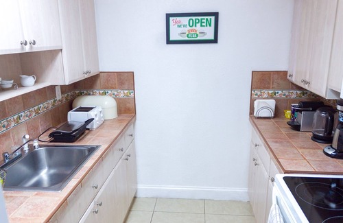 Ludlam Apartment | Close to Airport/Cruise Port Tropical Miami Condo