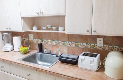 Ludlam Apartment | Close to Airport/Cruise Port Tropical Miami Condo