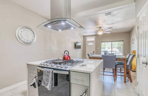 Downtown El Paso House | Close to All, Duplex A, Downtown, Comfortable,Safe