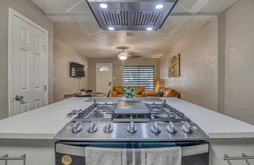 Downtown El Paso House | Close to All, Duplex B, Downtown, Comfortable,Safe