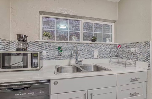 Downtown El Paso House | Close to All, Duplex B, Downtown, Comfortable,Safe