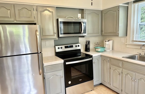 Monroeville House | Close to all things in Pittsburgh