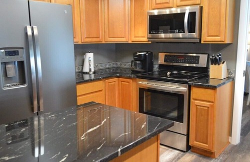 West Bradenton House | Close to AMI, GORGEOUS NW BRADENTON, Heated Pool, Dog*(See Note)Allow