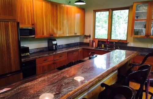 Basalt House | Close to Aspen, Snowmass, Family Friendly, Pet Friendly - PRIVATE yet convenient