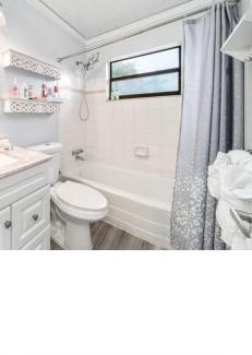Bowe Gardens House | close to beach airport downtown