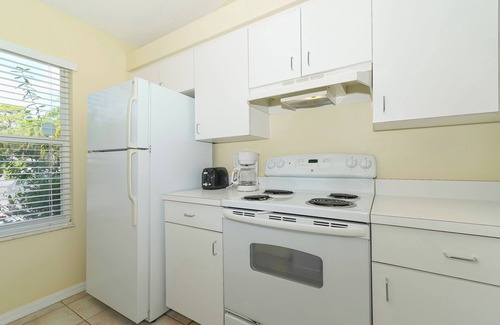 Park East Villa | Close to Beaches, Downtown, everything Sarasota