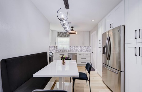 Shore Acres House | Close to Beaches, Downtown St Petersburg restaurants and night life!