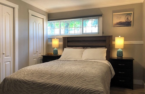 South Central Bed & Breakfast | Close to downtown/A yard where Deer roam/Pet-Friendly