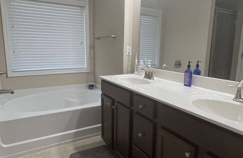 Milton House | close to downtown Alpharetta as well as Avalon shops and restaurants