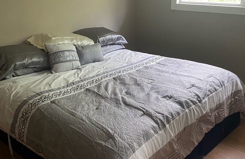 Kamloops House | Close to downtown