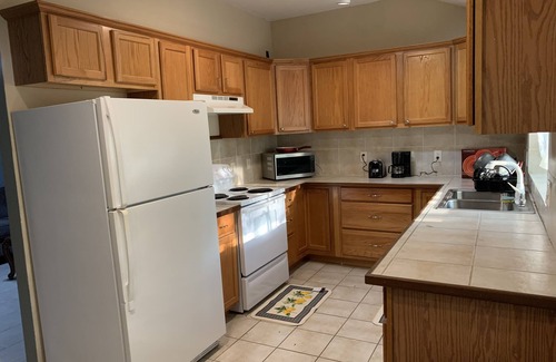 Midwest City House | Close to downtown Okc and Tinker