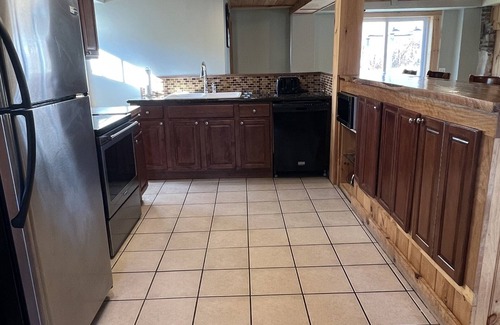 Cooperstown House | Close to Dreams Park - Heated Pool - 4 bed/4.5 bath Amazing rental home!~