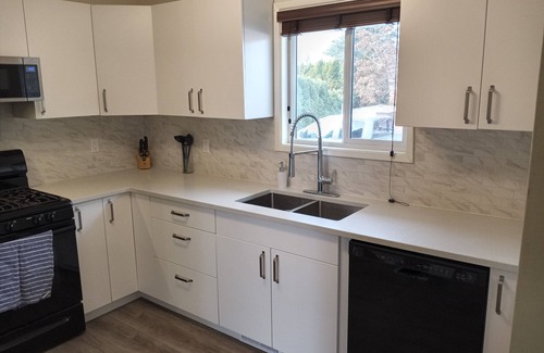 Central Okanagan House | Close to Everything