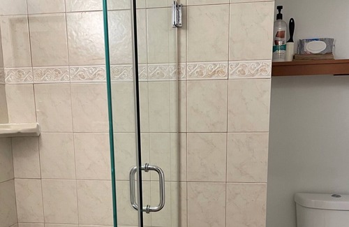 Park View Apartment | Close to Everything Comfortable English Basement Apartment