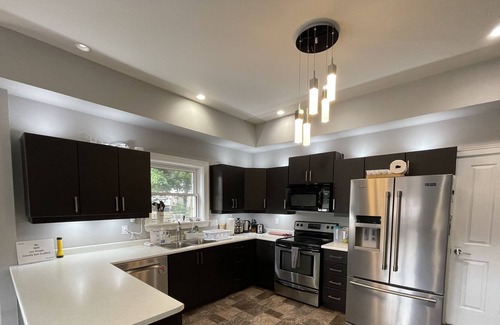 Clinton House | Close to Goderich and Bayfield - Fire Pit * BBQ