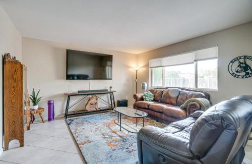 Sun City House | Close to Golf Sun City Escape with Furnished Porch!