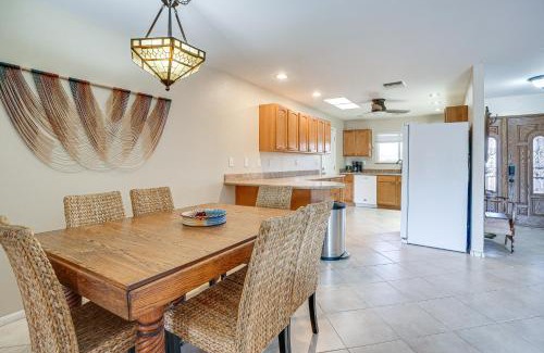 Sun City House | Close to Golf Sun City Escape with Furnished Porch!