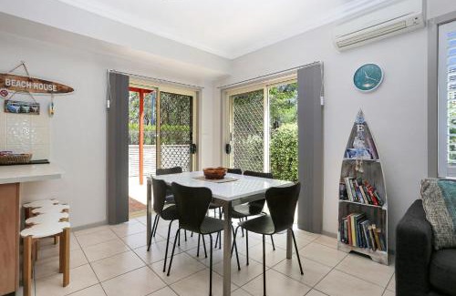Hawks Nest House | Close to Jimmys Beach