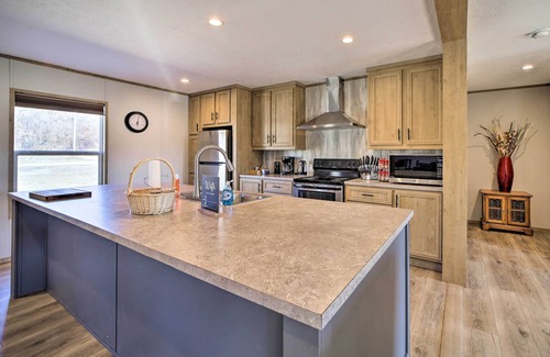 Afton House | Close to Marinas: Bernice Home w/Large Yard