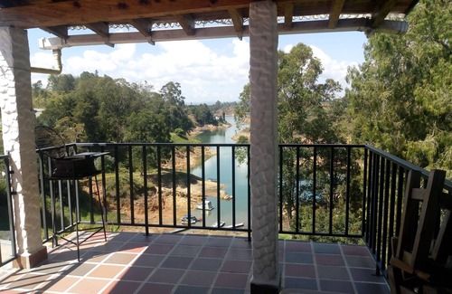 Guatape Apartment | Close to Piedra del Peñol Apartment in Guatape