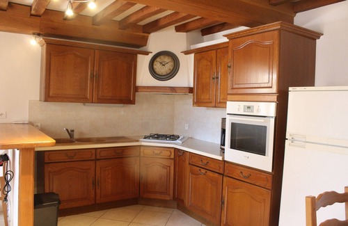 Jugy House | Close to Prainet "Bordelet"