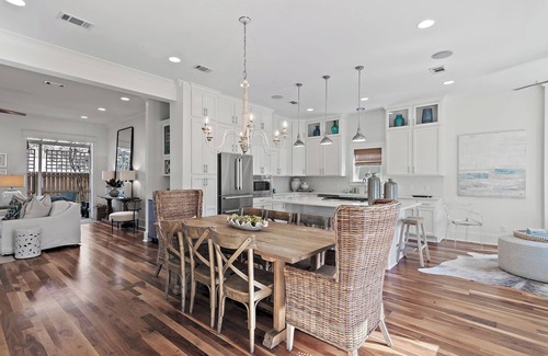 Magnolia Dune House | CLOSE to Seaside and Beach entrance. LSV, bikes, beach gear, Community Pool