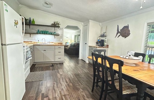 Cullman House | Close to Smith Lake beach and Smith Lake boat dock.Adjacent to Smith Lake Park.