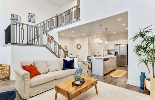 Lehi House | Close to Thanksgiving Point, Pet-Friendly!