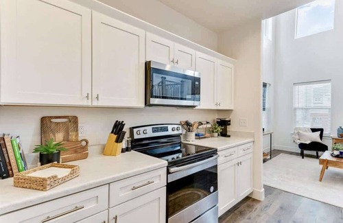 Lehi House | Close to Thanksgiving Point, Pet-Friendly!