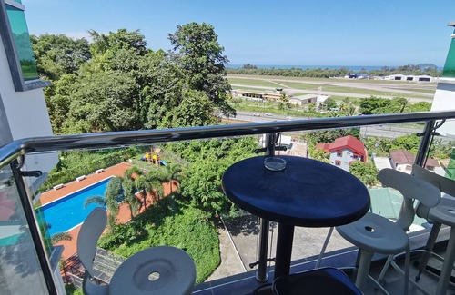 Kota Kinabalu Apartment | Close to the airport & within KK city, convenient to get around and amazing view