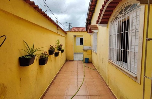 Balneario Gaivotas House | Close to the beach, 3 bedrooms, 4 garages for 15 people