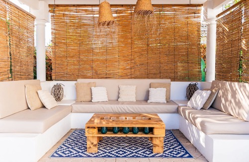 El Tosalet House | Close to the beach, bars & restaurants, large swimming pool that can be heated