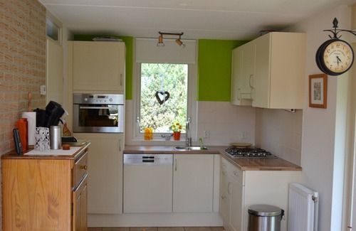 Sint Maarten House | Close to the beach, comfortable, family-friendly, garden 450 m², holiday park with pool