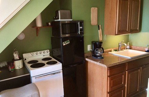 Swampscott Apartment | Close to the City - Far from the Hassles