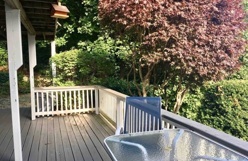 Swampscott Apartment | Close to the City - Far from the Hassles