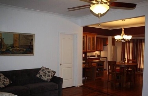 Rosedale House | Close to the Plaza, Ku Med Center, Westport - plus Gigabit Internet