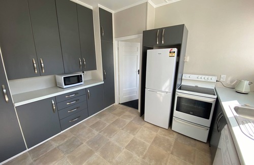 Rotorua House | Close to Trade Central Mall, 3 Bedrooms, Sleeps 6, Wheelchair friendly