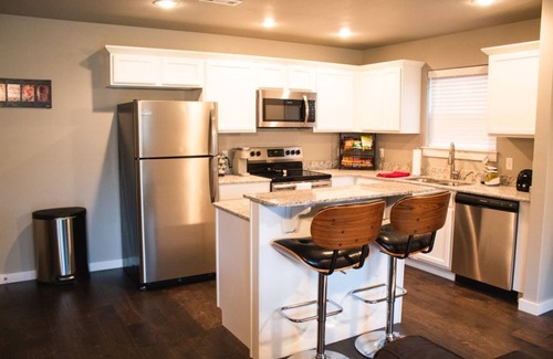 Fayetteville House | Close to U of A and Centennial Park